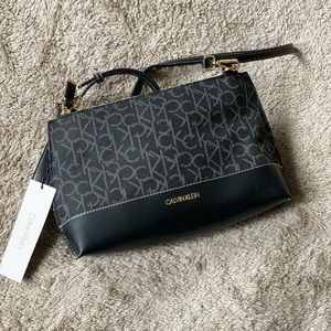 Calvin Klein Sonoma signature crossbody bag